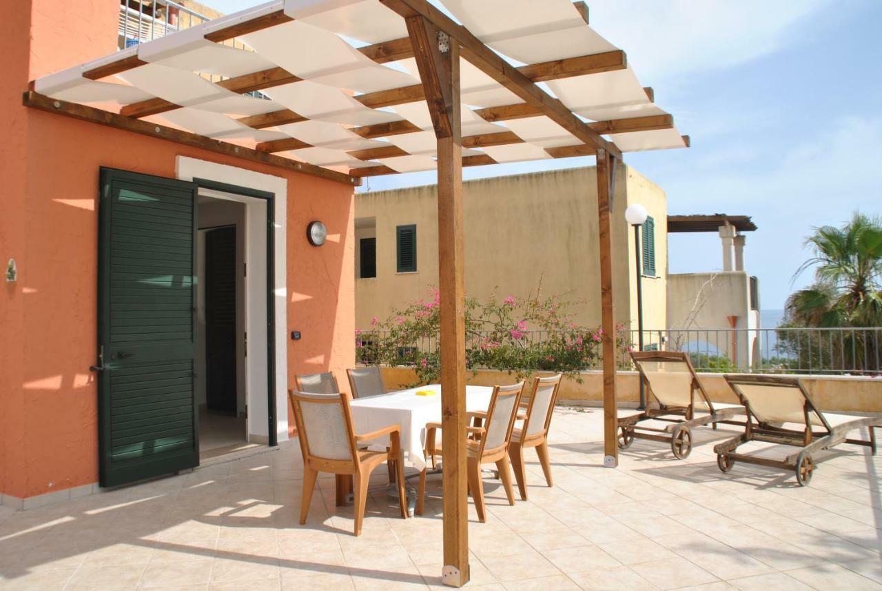 Appartamenti "Torre Del Mito" Santa Cesarea Terme Exterior photo