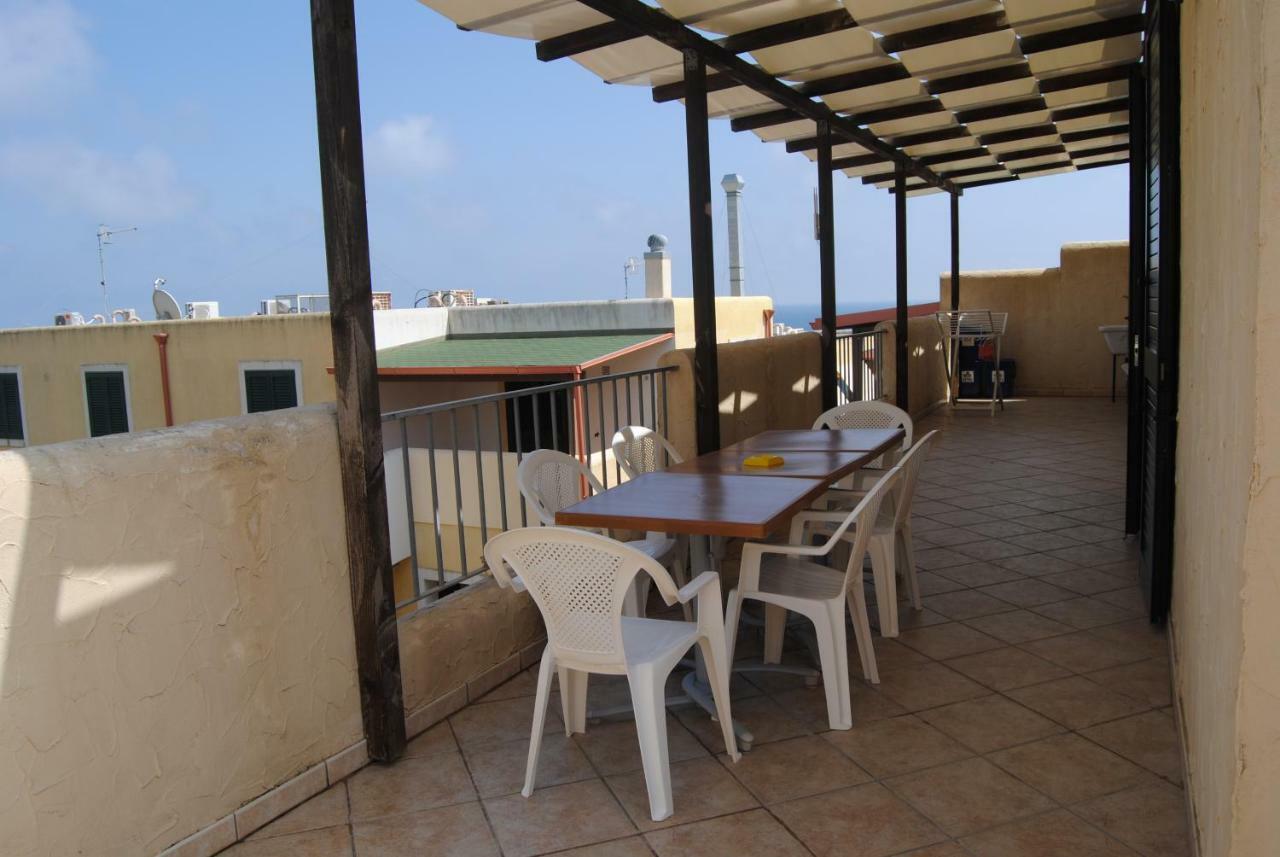 Appartamenti "Torre Del Mito" Santa Cesarea Terme Exterior photo